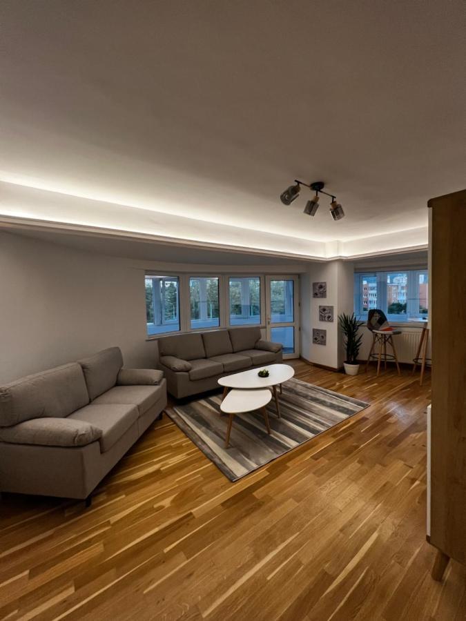Boutique Apartments City Center Braşov Exteriör bild